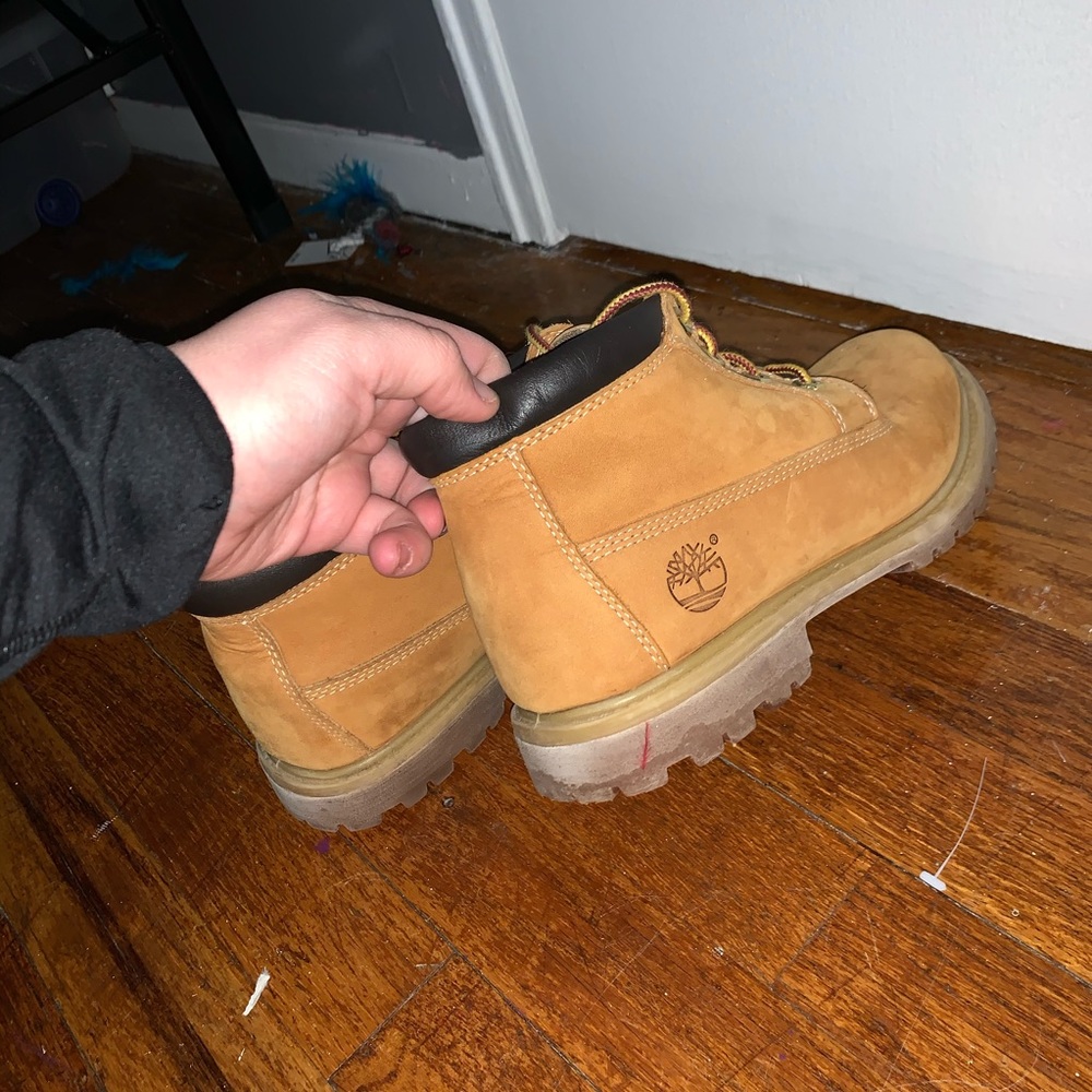 Short Timberlands - Picture 4 of 6